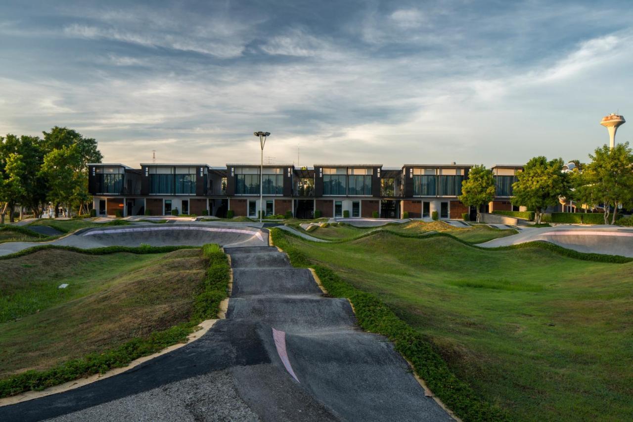 The Velo'S Hotel And Pumptrack Aranyaprathet Eksteriør billede